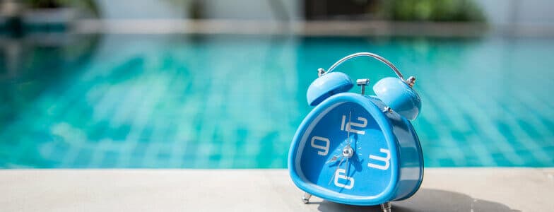 Comment régler l'horloge d'une piscine efficacement ?